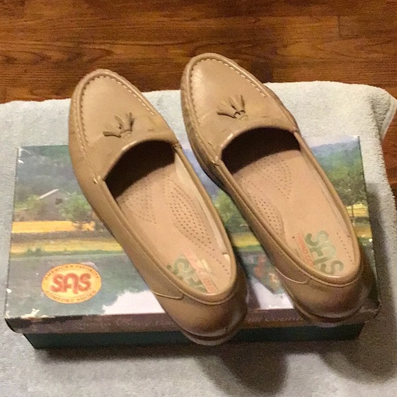 Mocha SAS Softie Shoes. - Picture 1 of 3